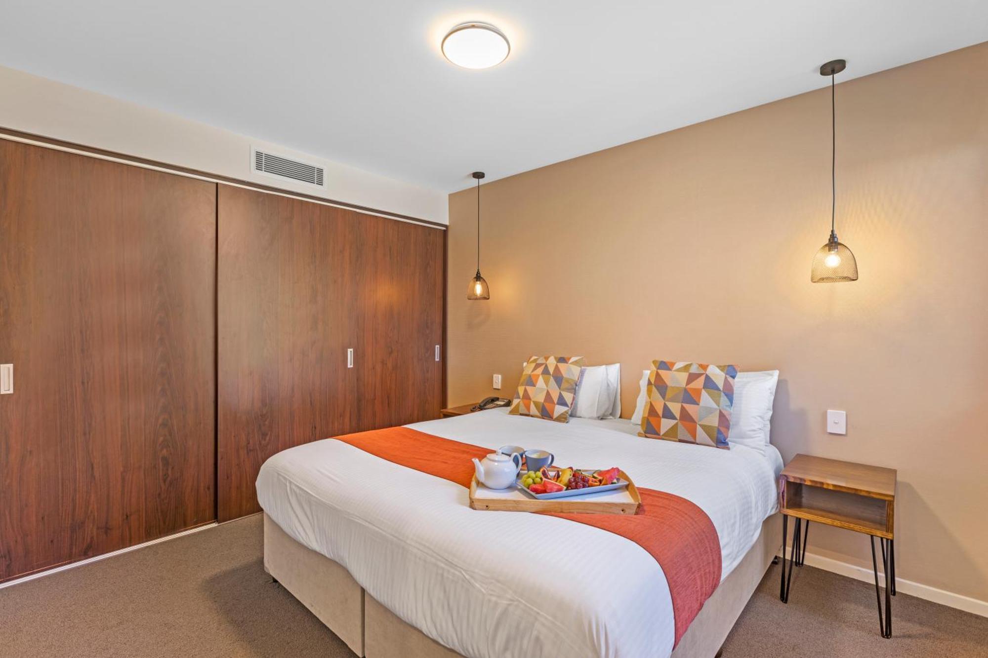 Altitude On Монтвилл Номер фото A bedroom at the hotel